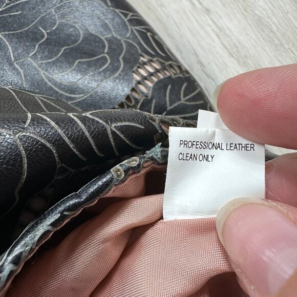 Kay Unger Black Floral Embossed Leather Edgy Party Date Workwear Night Skirt 8 - Picture 11 of 14